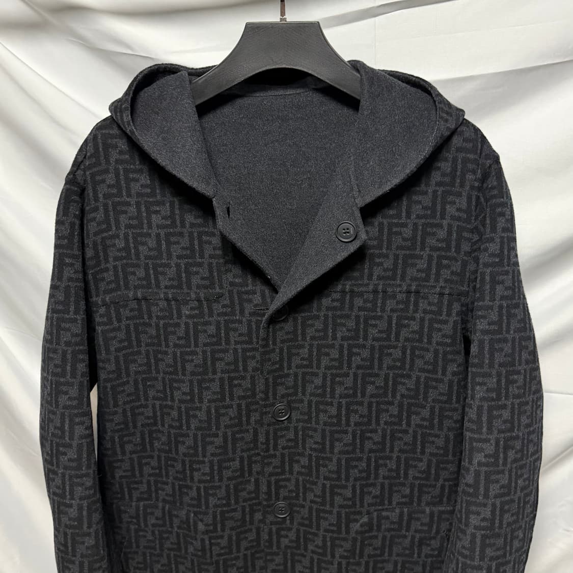 [S+급/54] 펜디 리버서블 캐시미어 후드 코트 블랙 상품이미지6