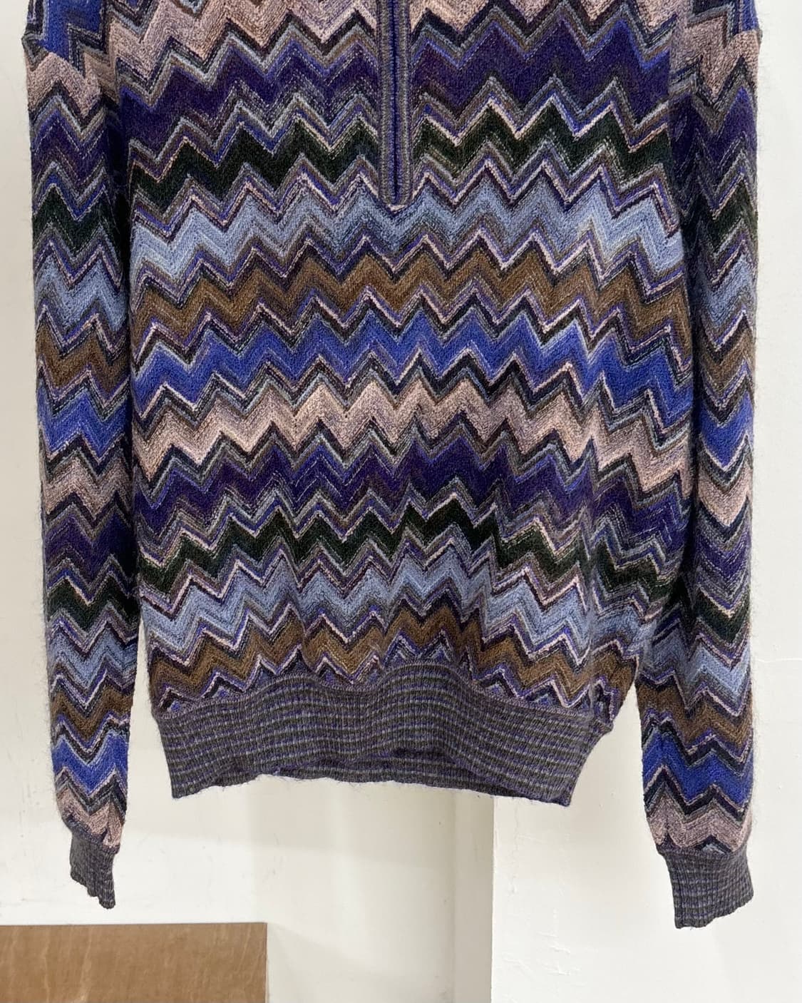 미쏘니 블루 패턴 하프집업 니트 상품이미지5