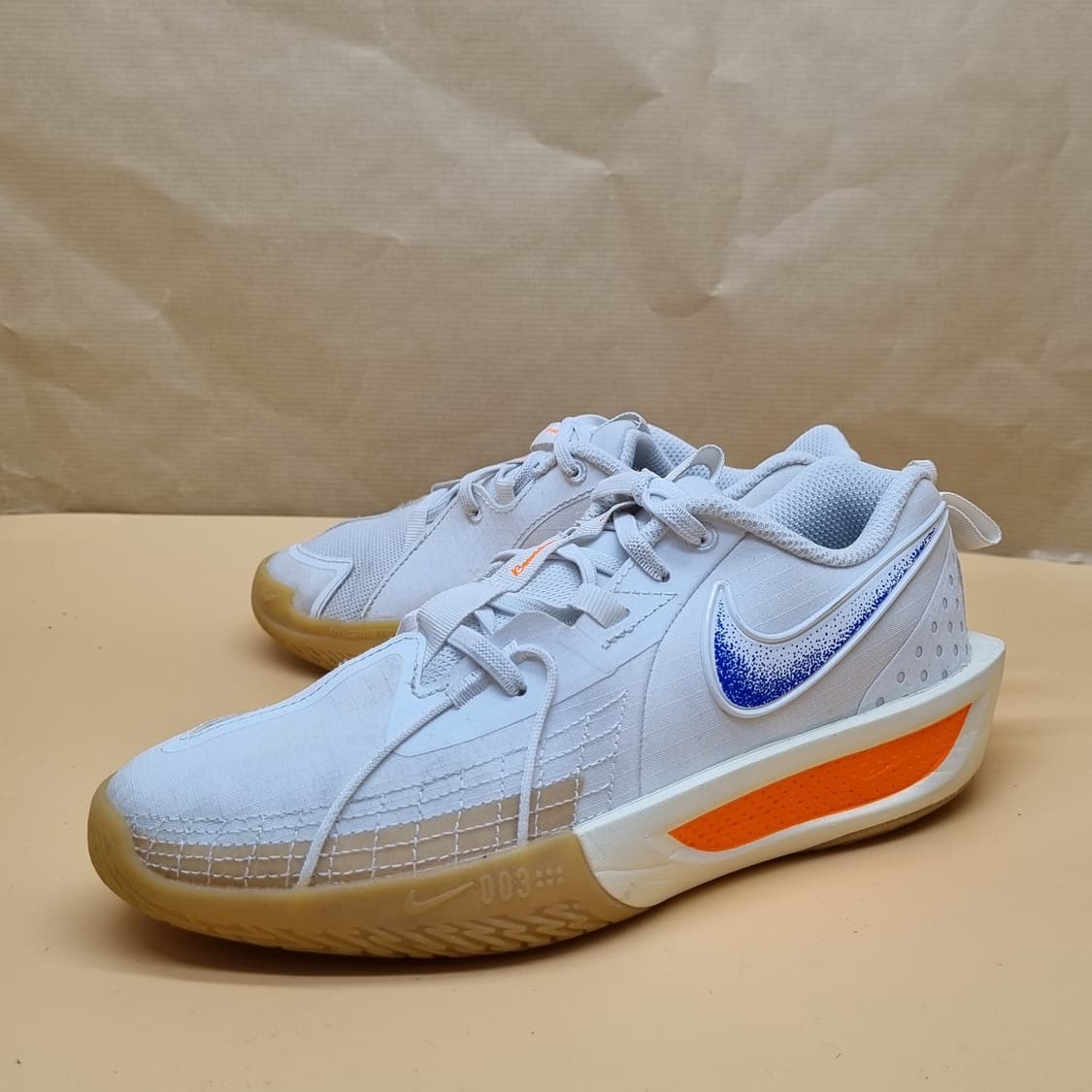 나이키 에어줌 gt컷 여성농구화235  상품이미지1