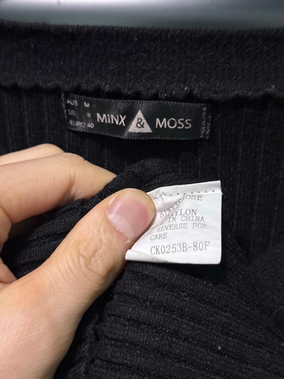 MINX&MOSS 블랙 스웨터 니트 크롭 가디건 나무 단추 M 95 골지 상품이미지6