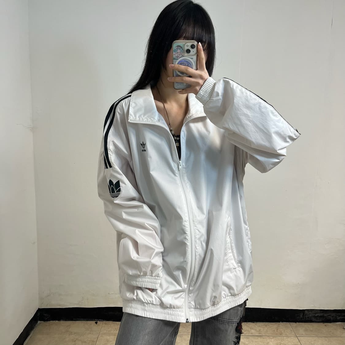 Adidas white lock-up windbreaker   상품이미지1