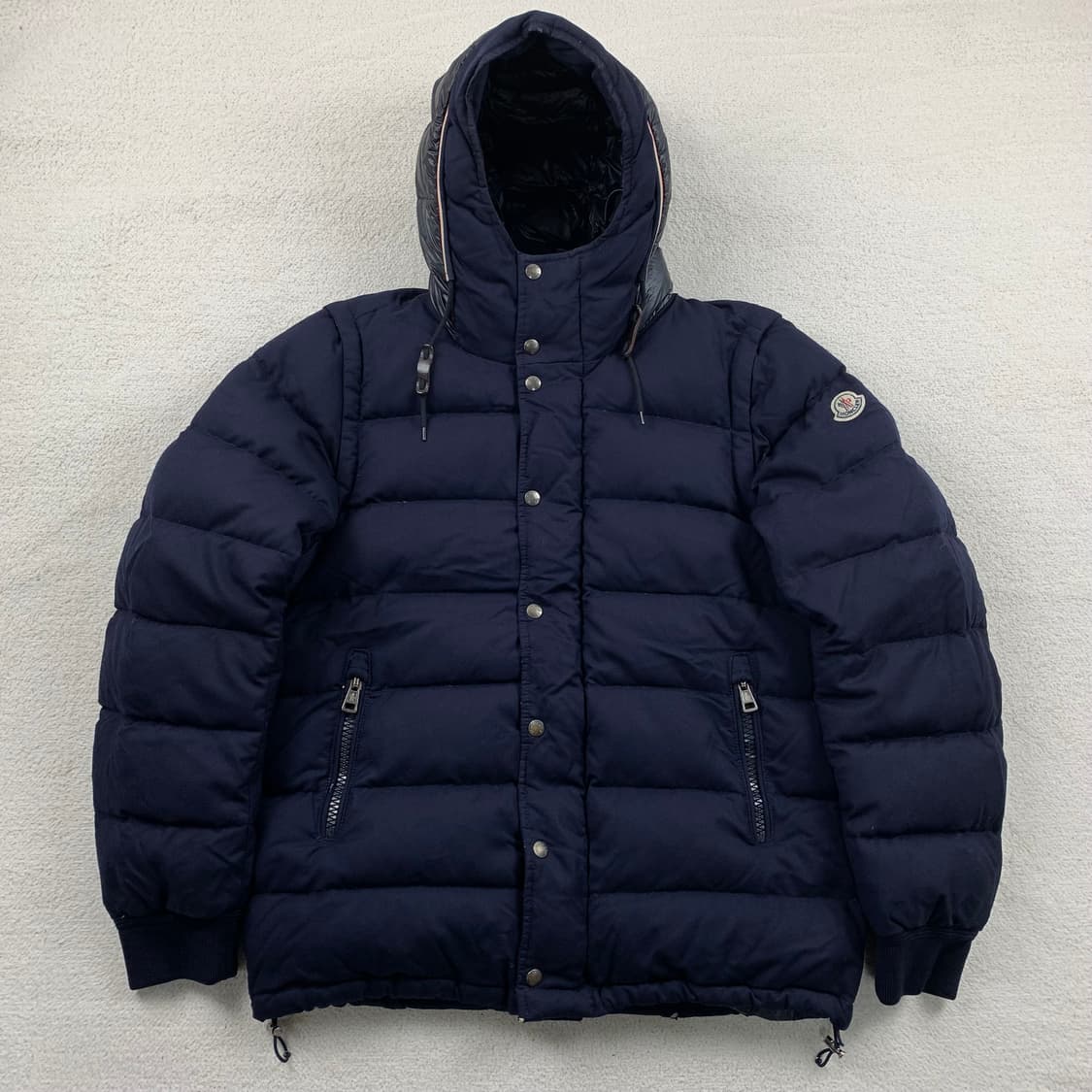 몽클레어 HEM GIUBBOTTO 다운 패딩 자켓 네이비 상품이미지1