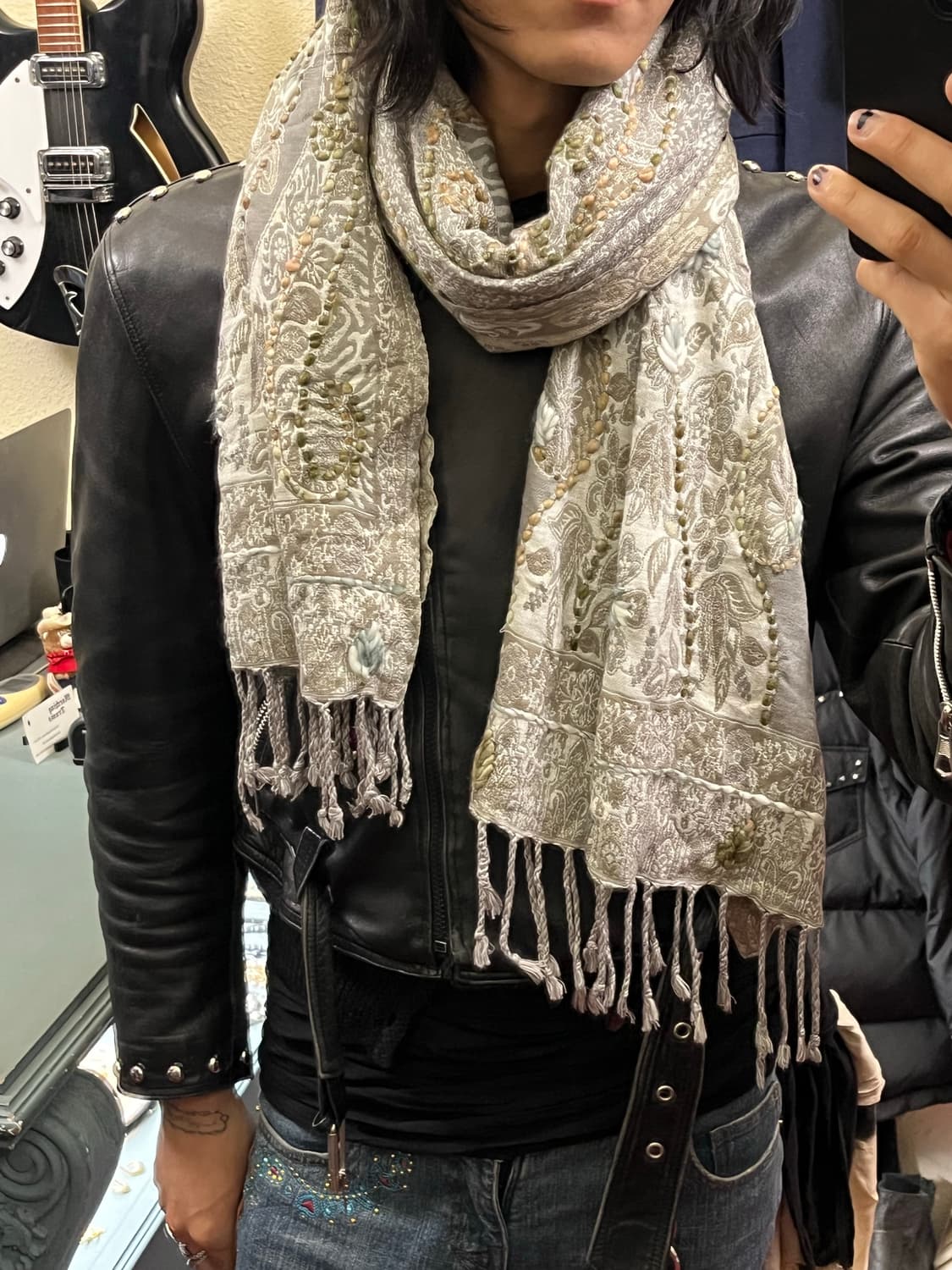 APPLIQUE PAISLEY MUFFLER 상품이미지3