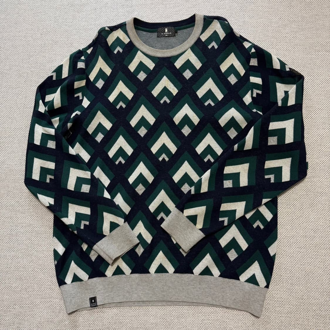 W.ANGLE 패턴 니트 스웨터 상품이미지1