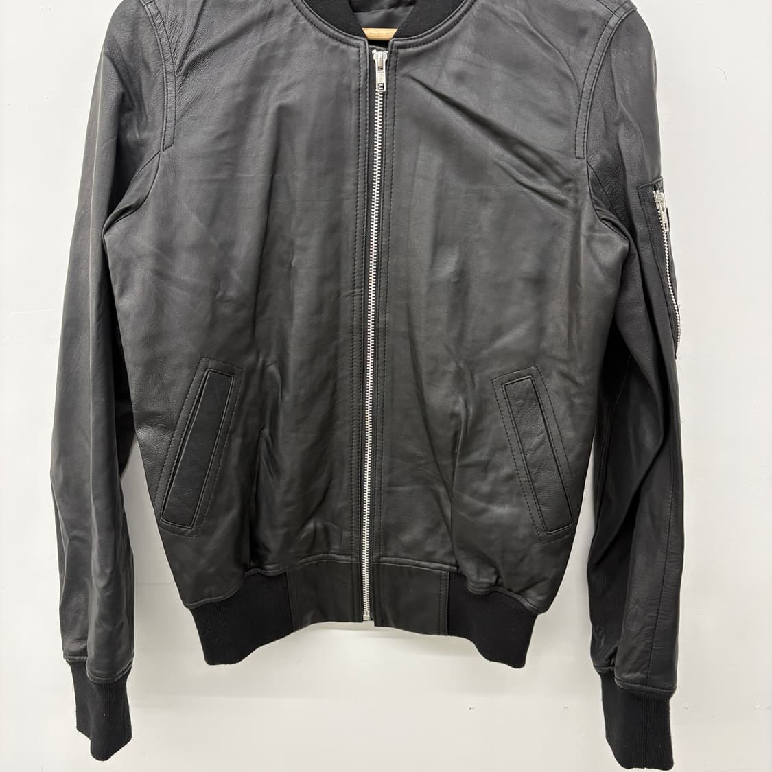 양가죽 블랙 레더 봄버 자켓 남s 상품이미지2