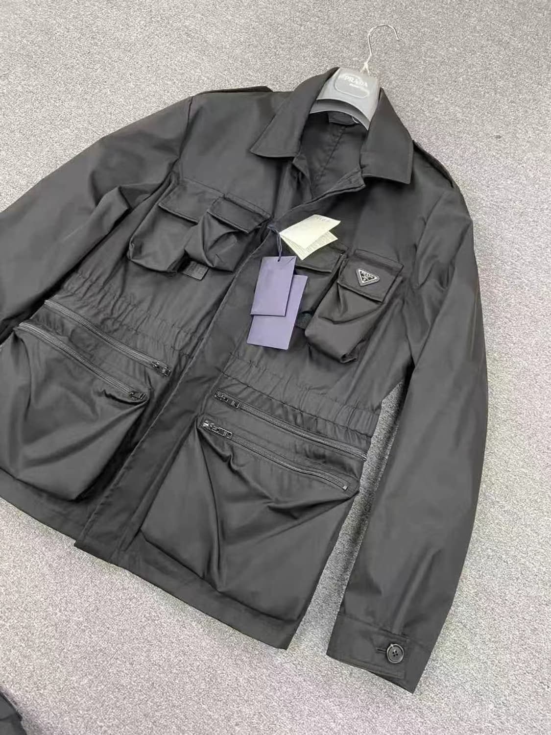 프라다 멀티포켓 나일론 셔츠 자켓  상품이미지2