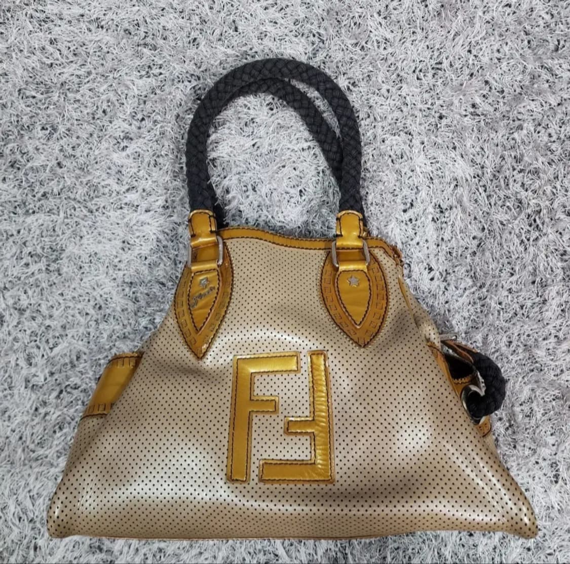 펜디 레더 토트백 숄더백 상품이미지1