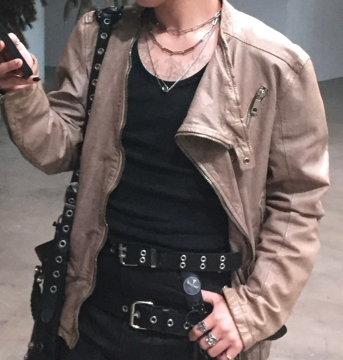 베이지 비대칭 지퍼 빈티지 레더 자켓 상품이미지3