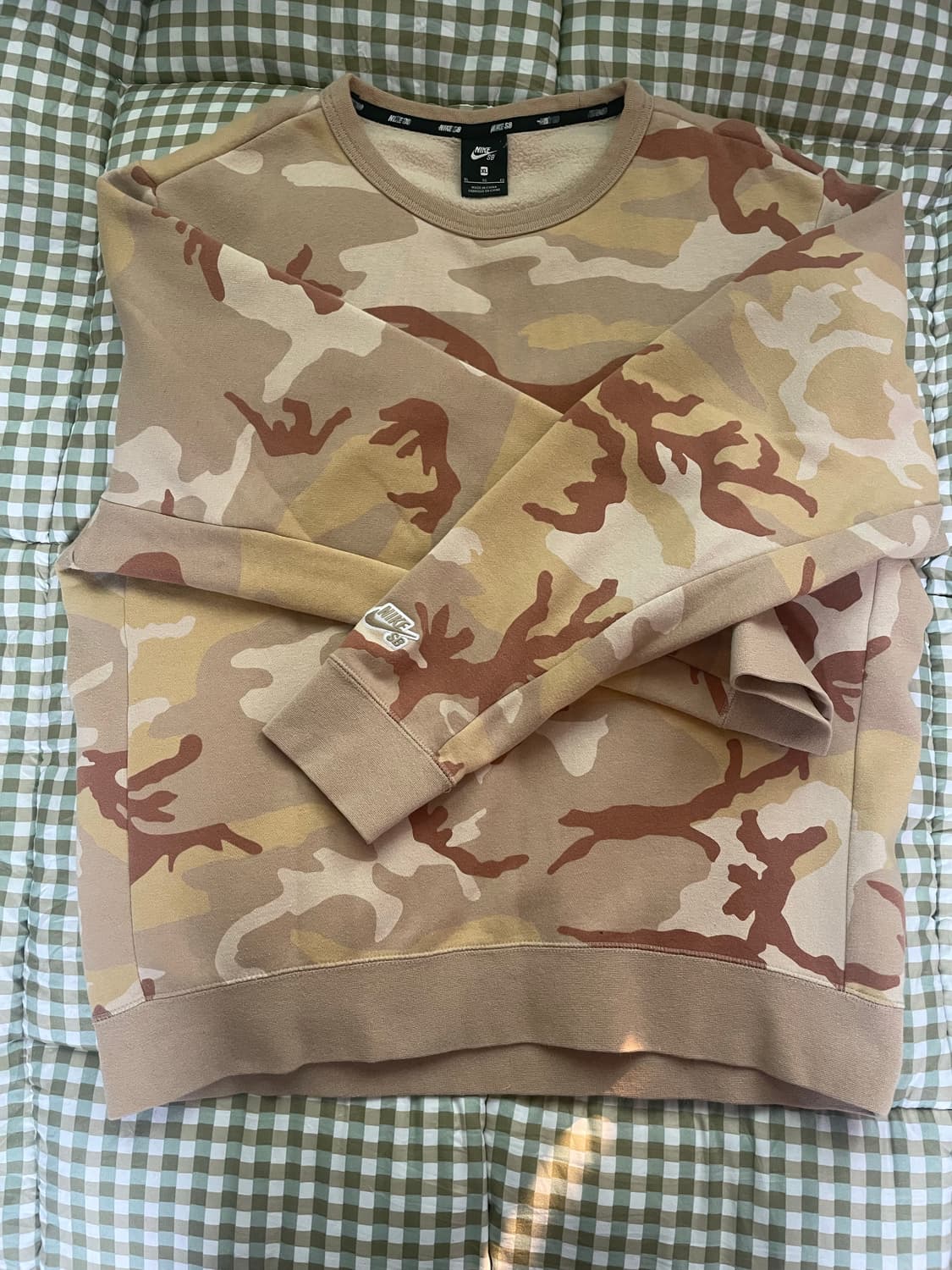 나이키 남성 카모 맨투맨 베이지 상품이미지1