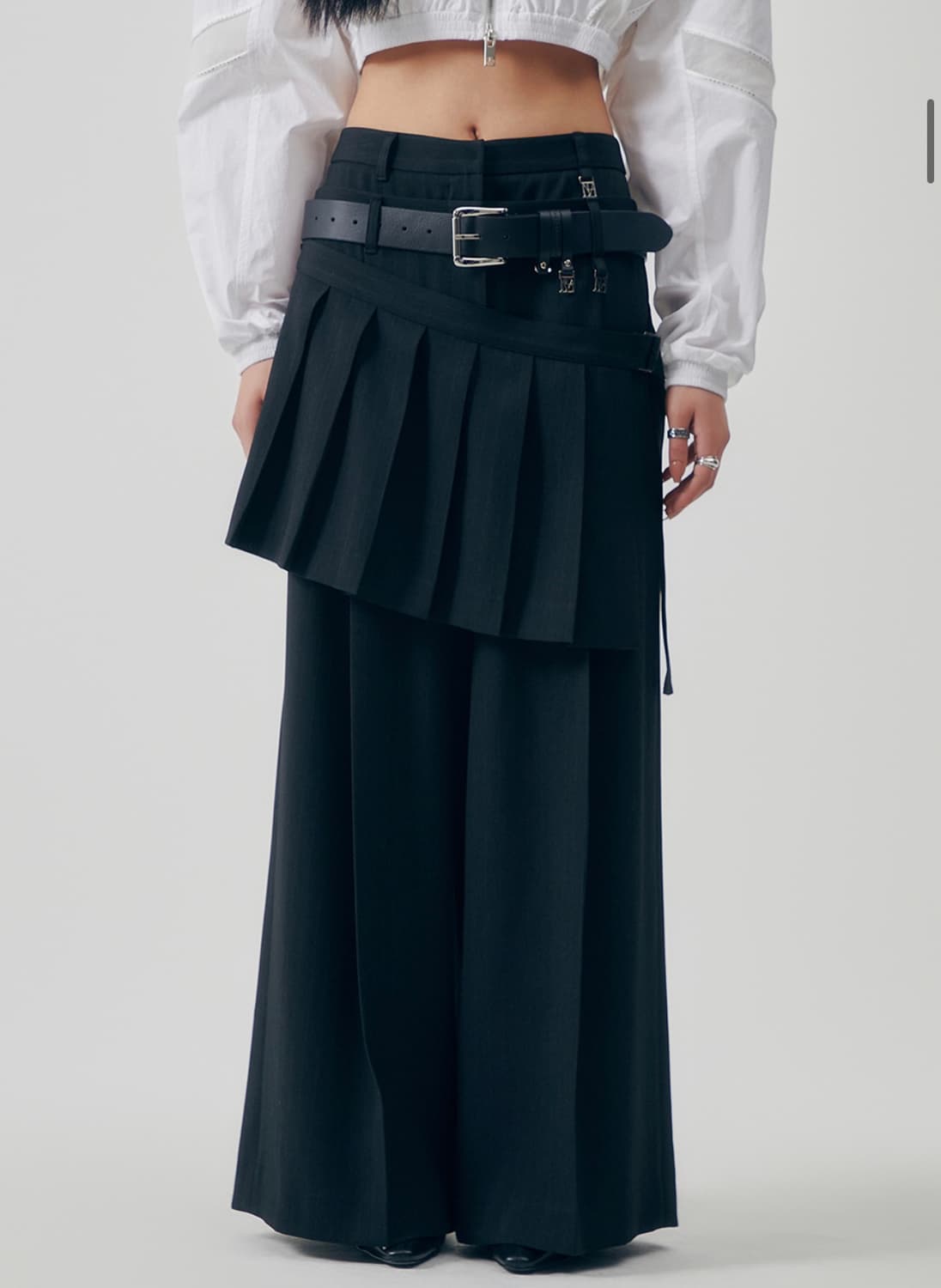 트리밍버드 Flowing Pleated Layered Pants 상품이미지1