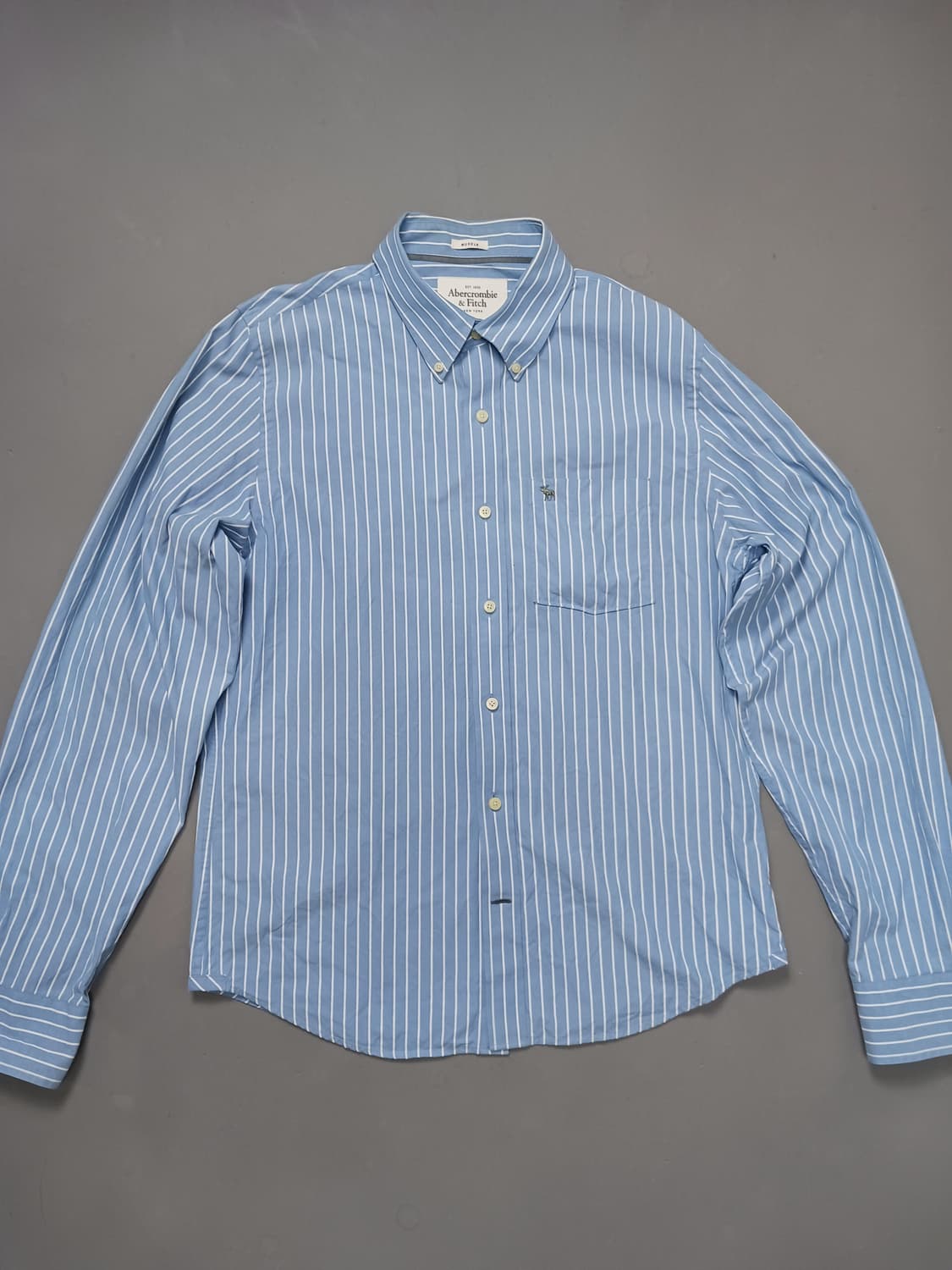 [2XL] 아베크롬비 앤 피치 머슬핏 블루 버튼다운 셔츠 상품이미지1
