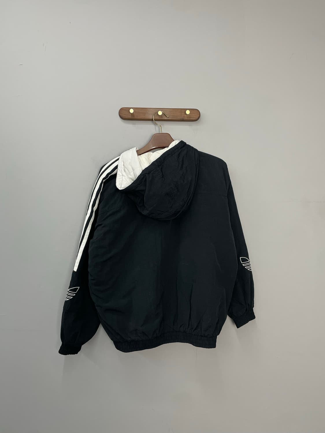 아디다스 올드스쿨 빅 트레포일 바람막이 H1561 상품이미지6