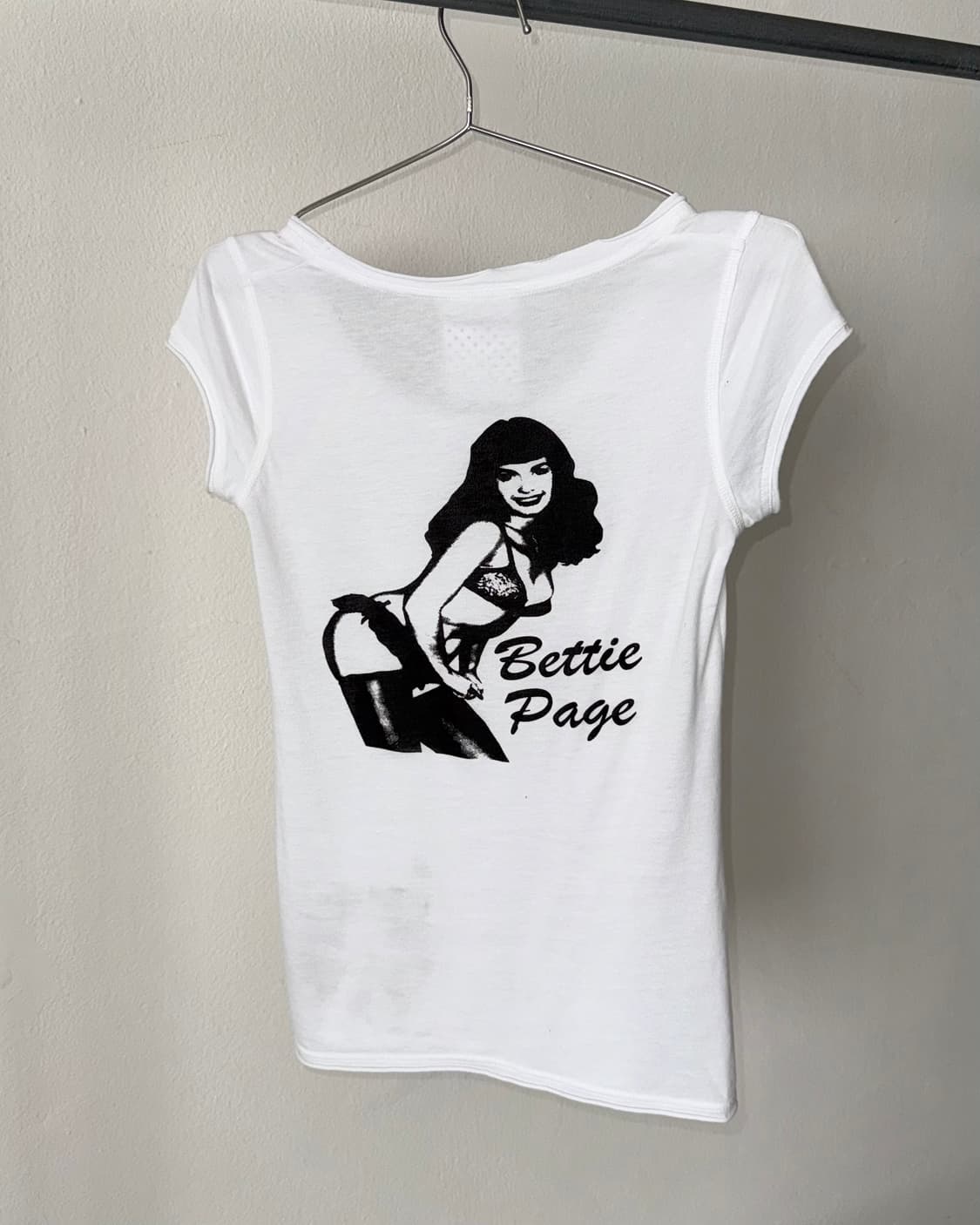 SLY BETTIE PAGE 반팔티 상품이미지4