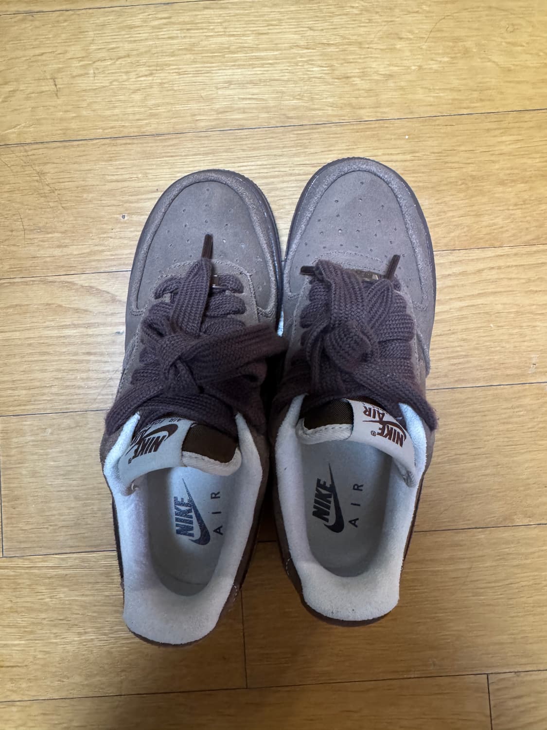 나이키 에어포스 카카오 와우 상품이미지1