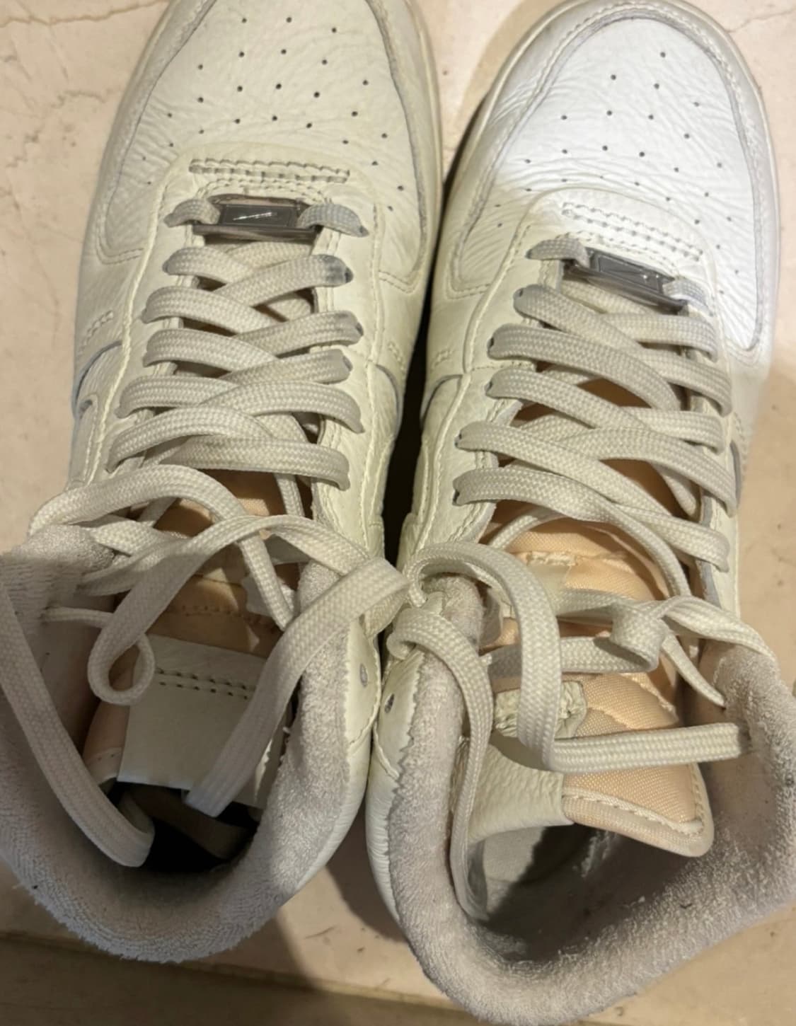 나이키 에어포스 1 하이탑 240 상품이미지3