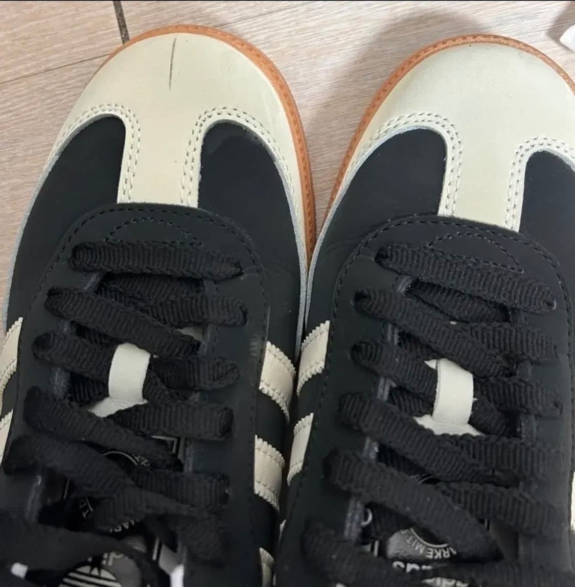 s급 아디다스 250 정품 삼바 OG 블랙 IE5836 사진 앞코 참고 상품이미지6