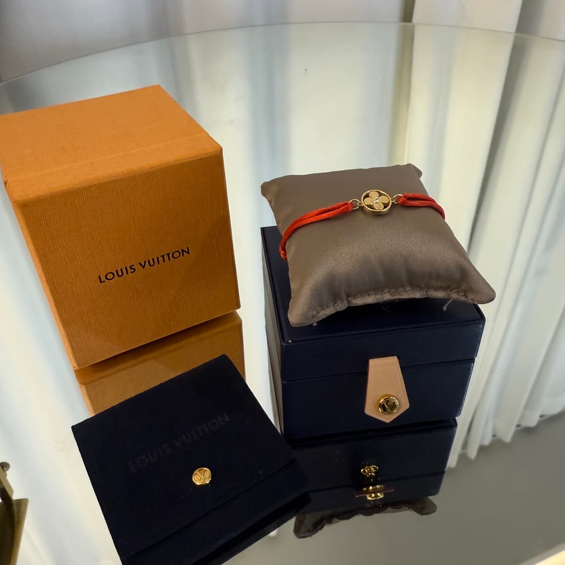 루이비통 이딜 블라썸 다이아 팔찌 옐로우골드 18K 상품이미지6