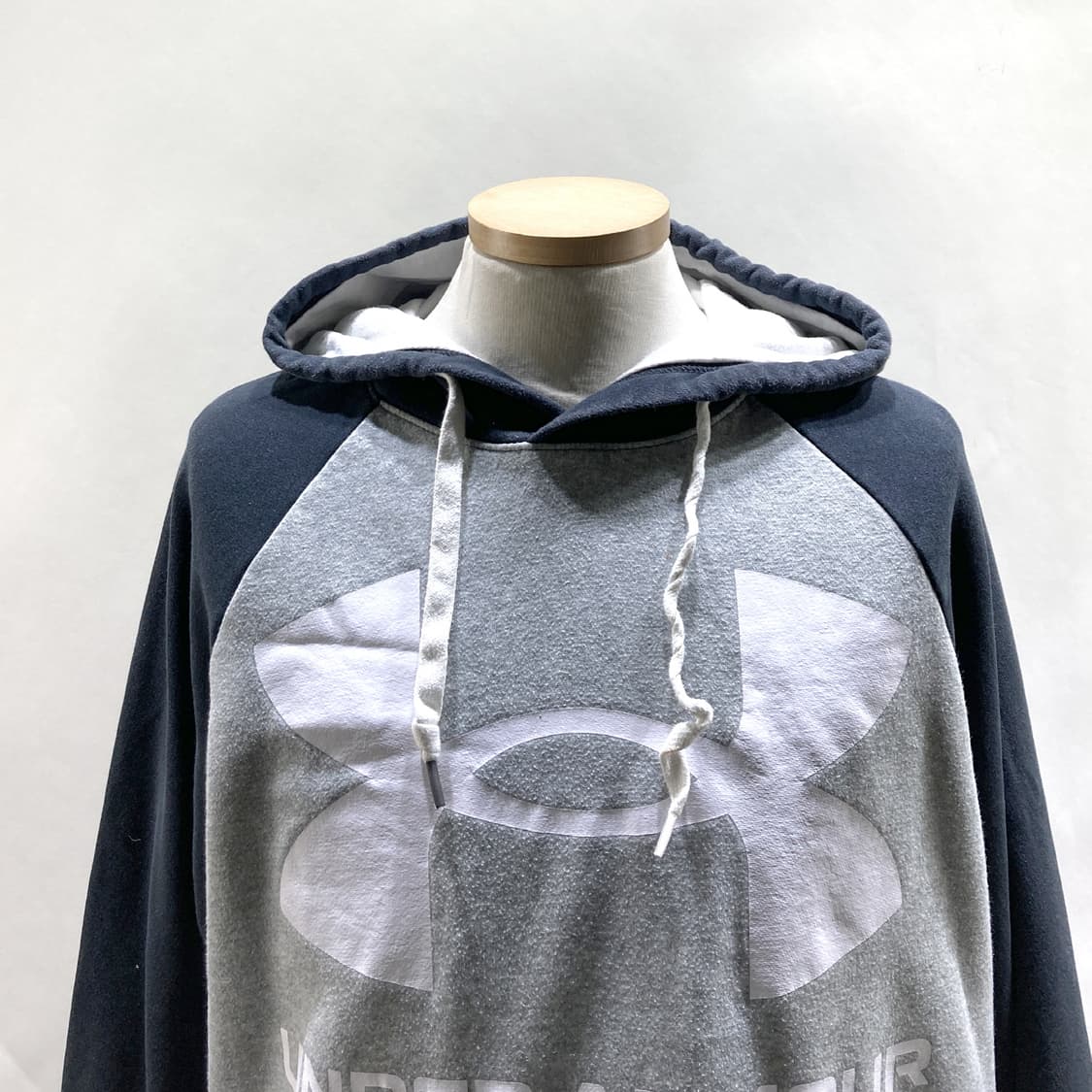 언더아머 남성후드티셔츠 블랙그레이 XL 상품이미지2