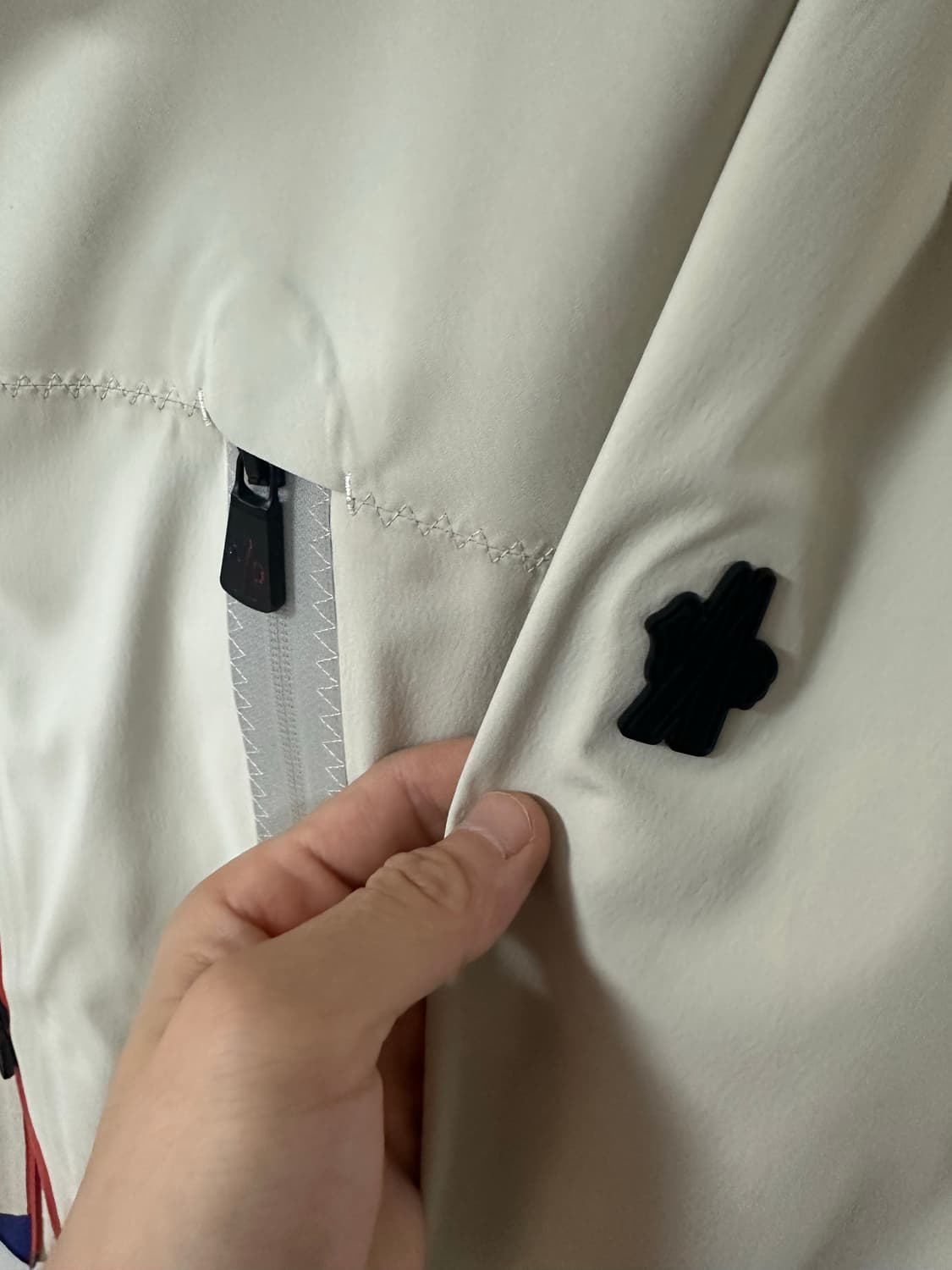 몽클레어 그레노블 자켓  상품이미지2