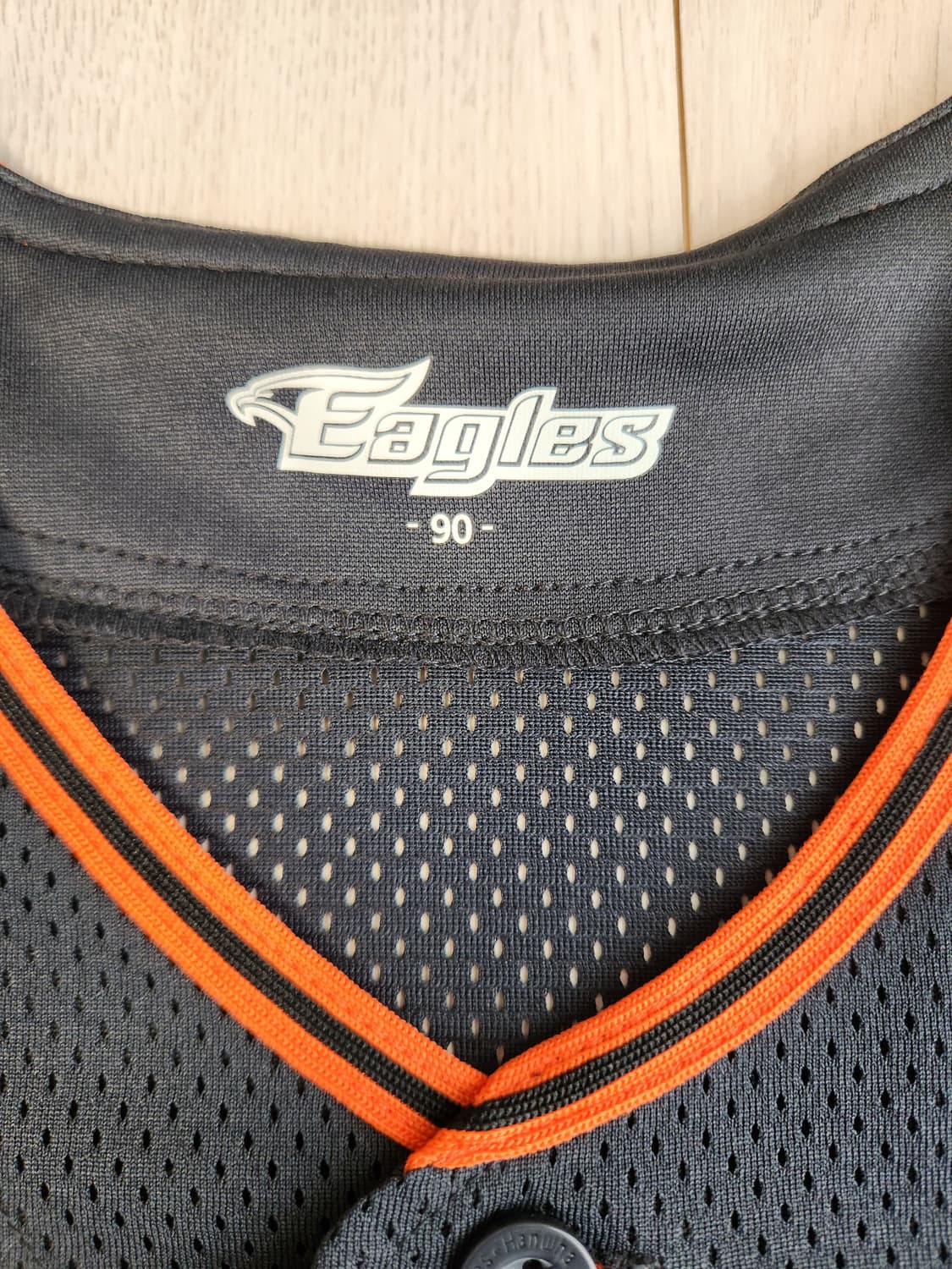 한화 이글스 레플리카 유니폼(원정) 사이즈90

여러 중고사이트에도 같이 상품이미지4