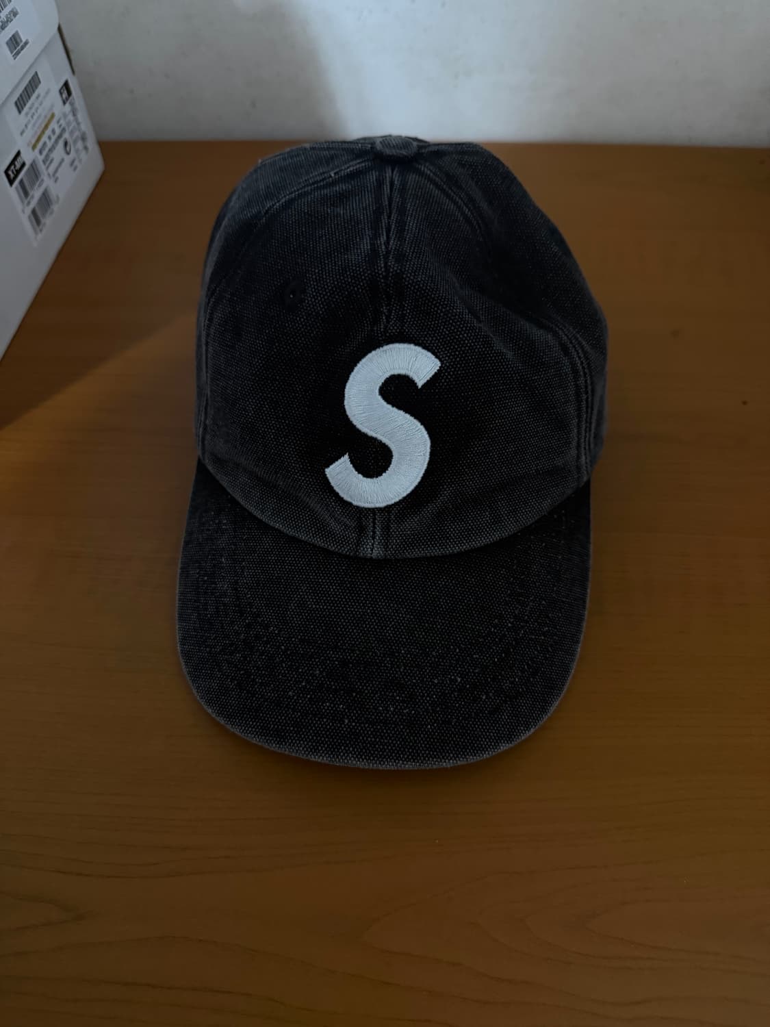 슈프림 피그먼트 S 로고 6-패널 블랙 24FW 상품이미지1