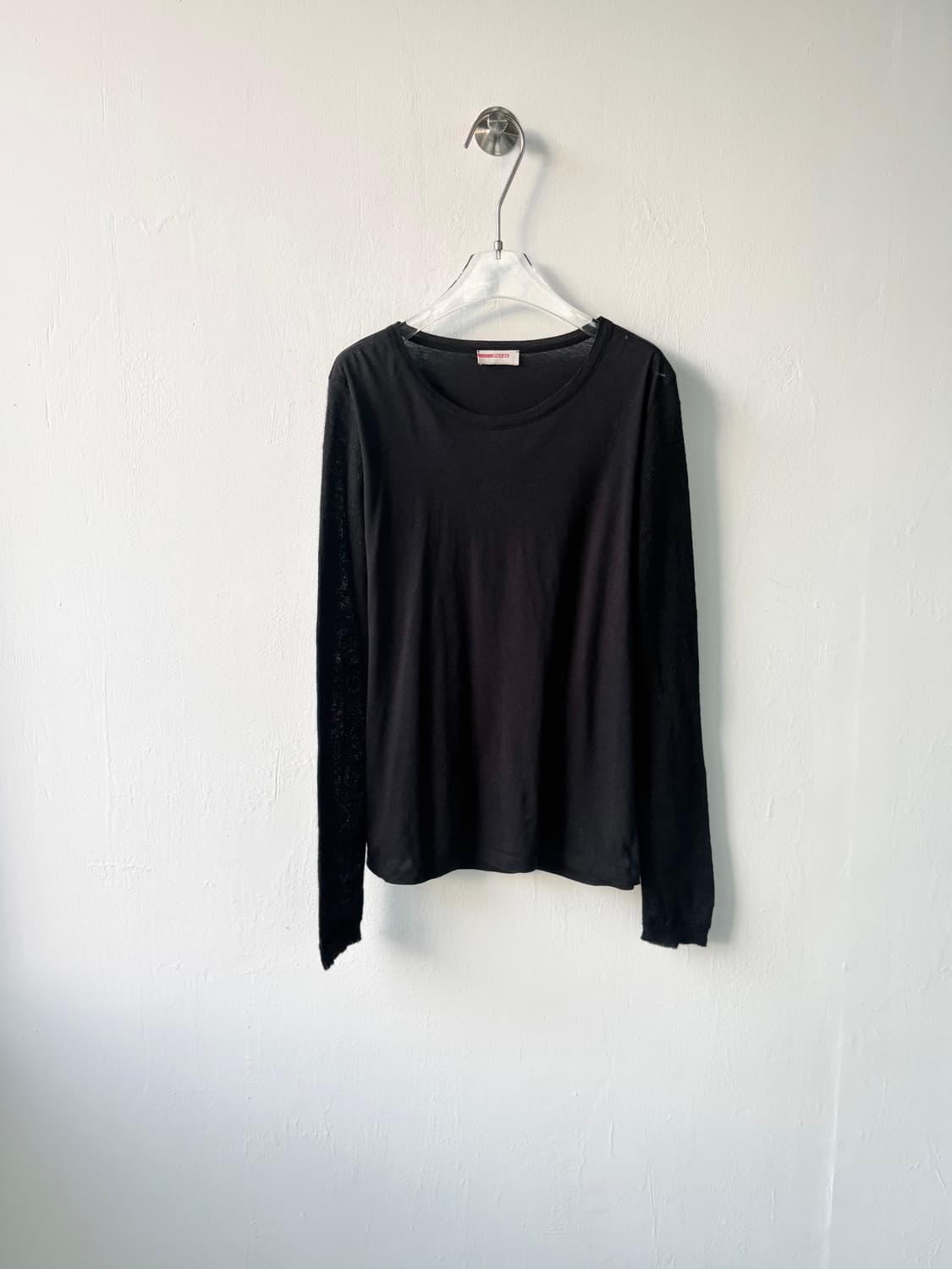 프라다 00‘s 롱슬리브 상품이미지1