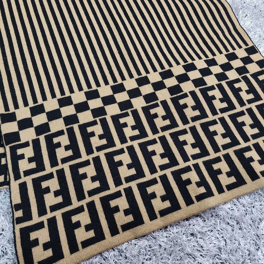 펜디 FF 울 머플러 상품이미지3