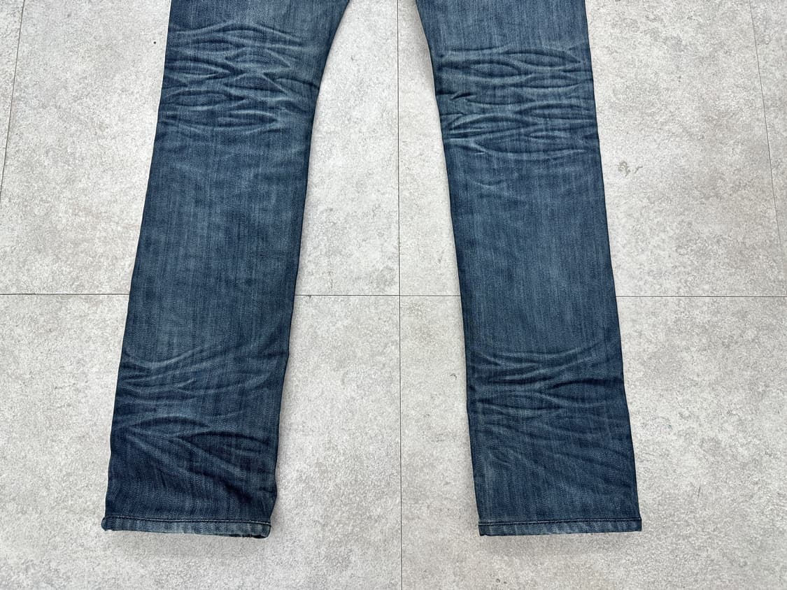 Guess 주름 가공 워싱진 상품이미지5
