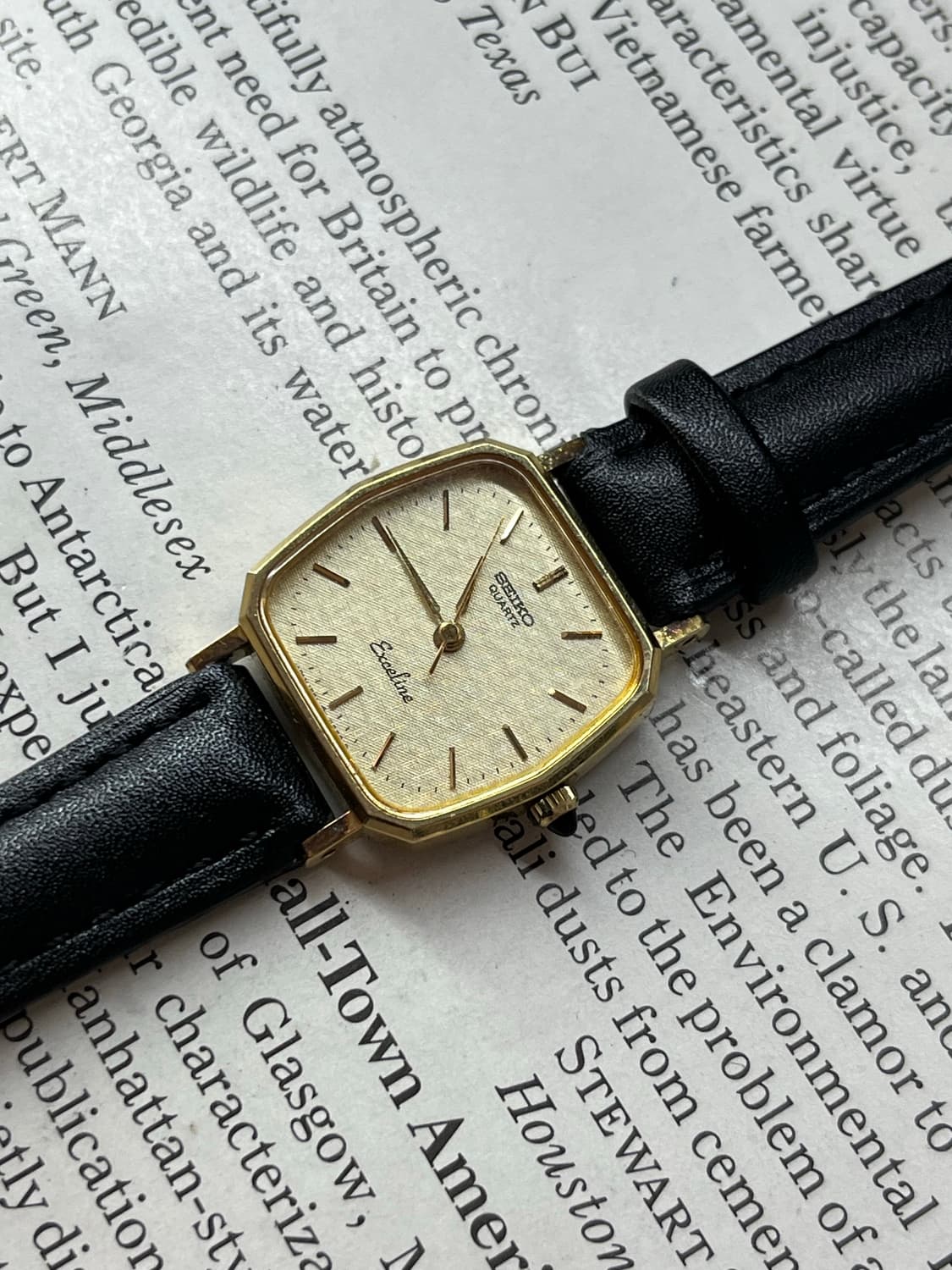 SEIKO EXCELINE 텍스처 다이얼 레이디스 쿼츠 상품이미지2