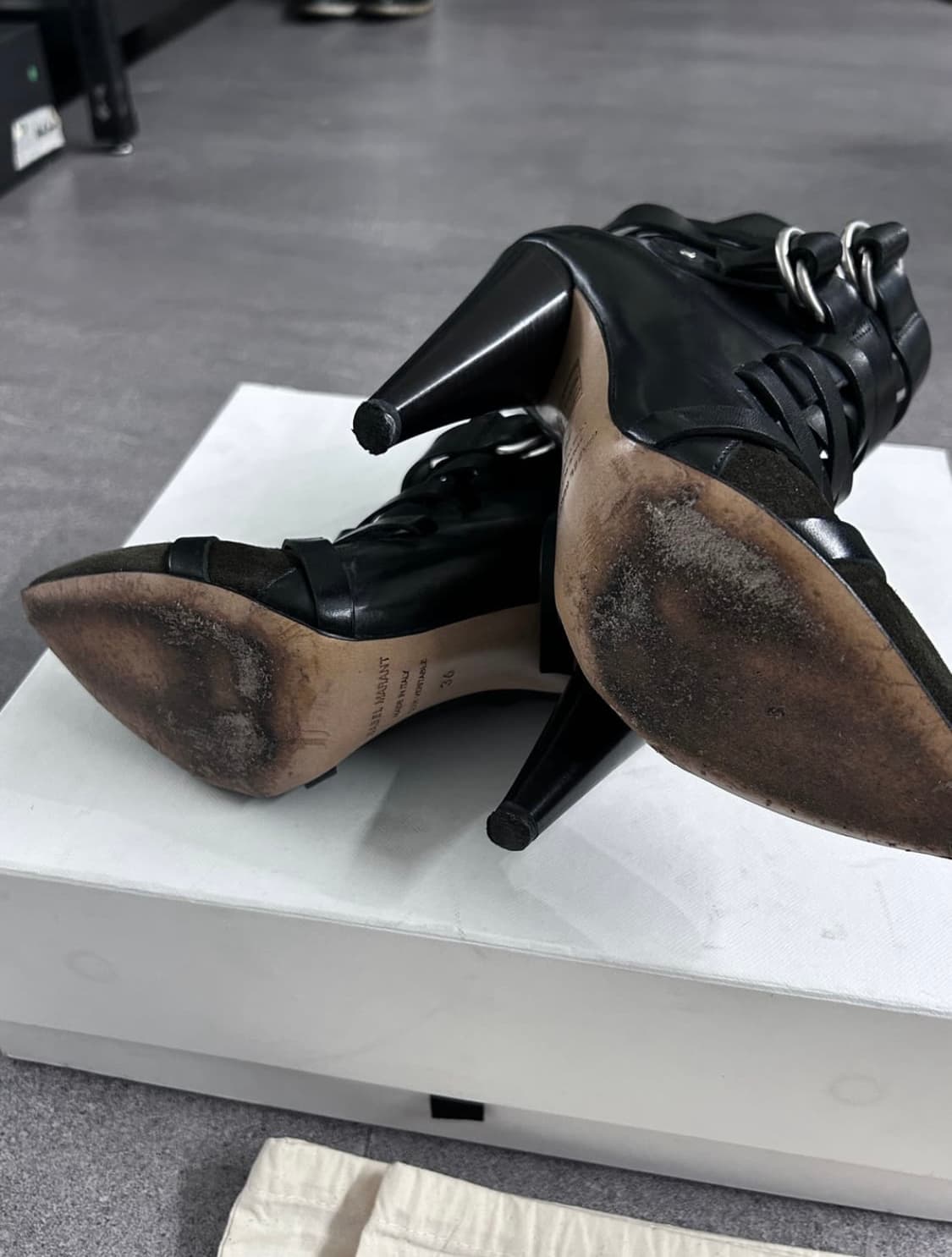 이자벨마랑 14FW 로이스톤 레이스업 부츠 상품이미지5