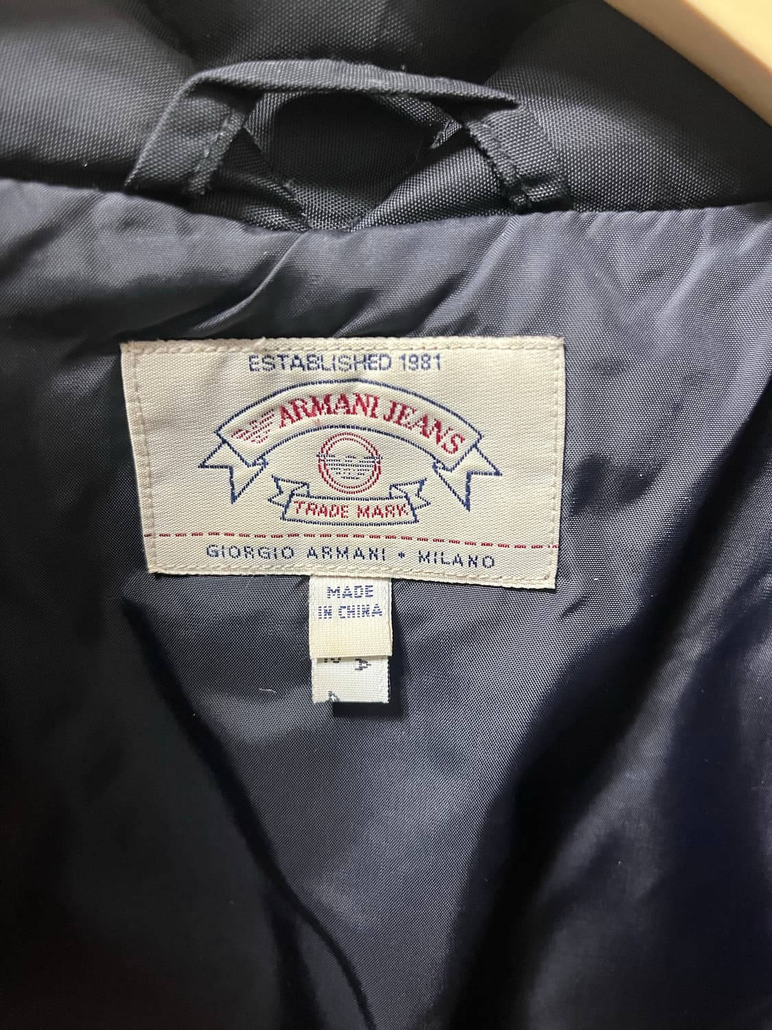 조르지아 알마니 패딩 자켓 상품이미지3