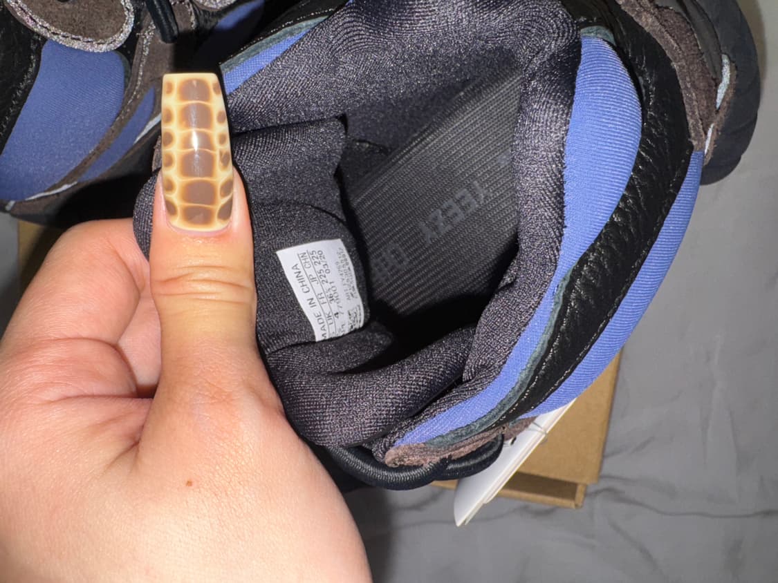 ADIDAS YEEZY 500 HIGH TYRIAN FY4269 225  상품이미지5