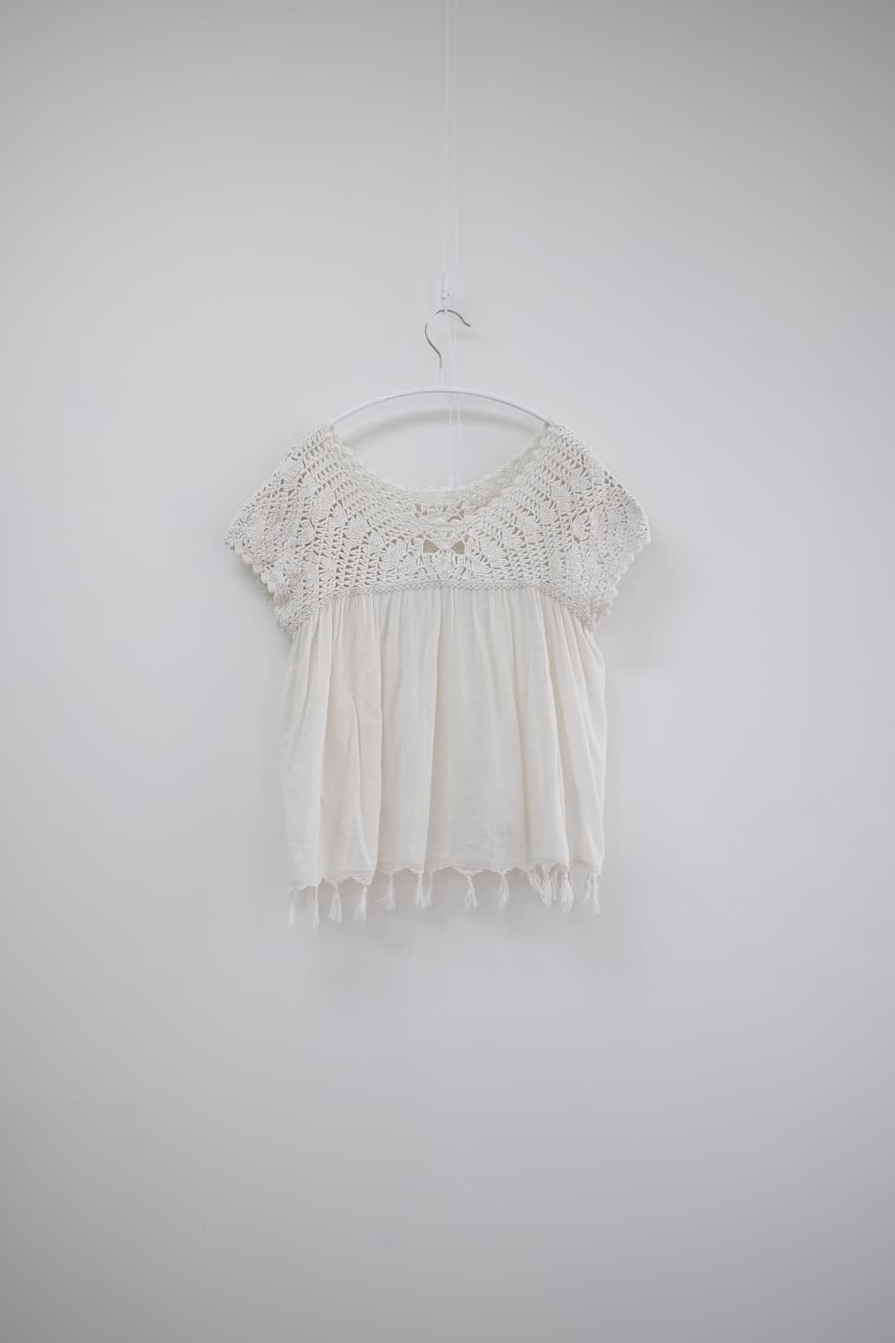 American eagle outfitters tassel blouse 상품이미지2