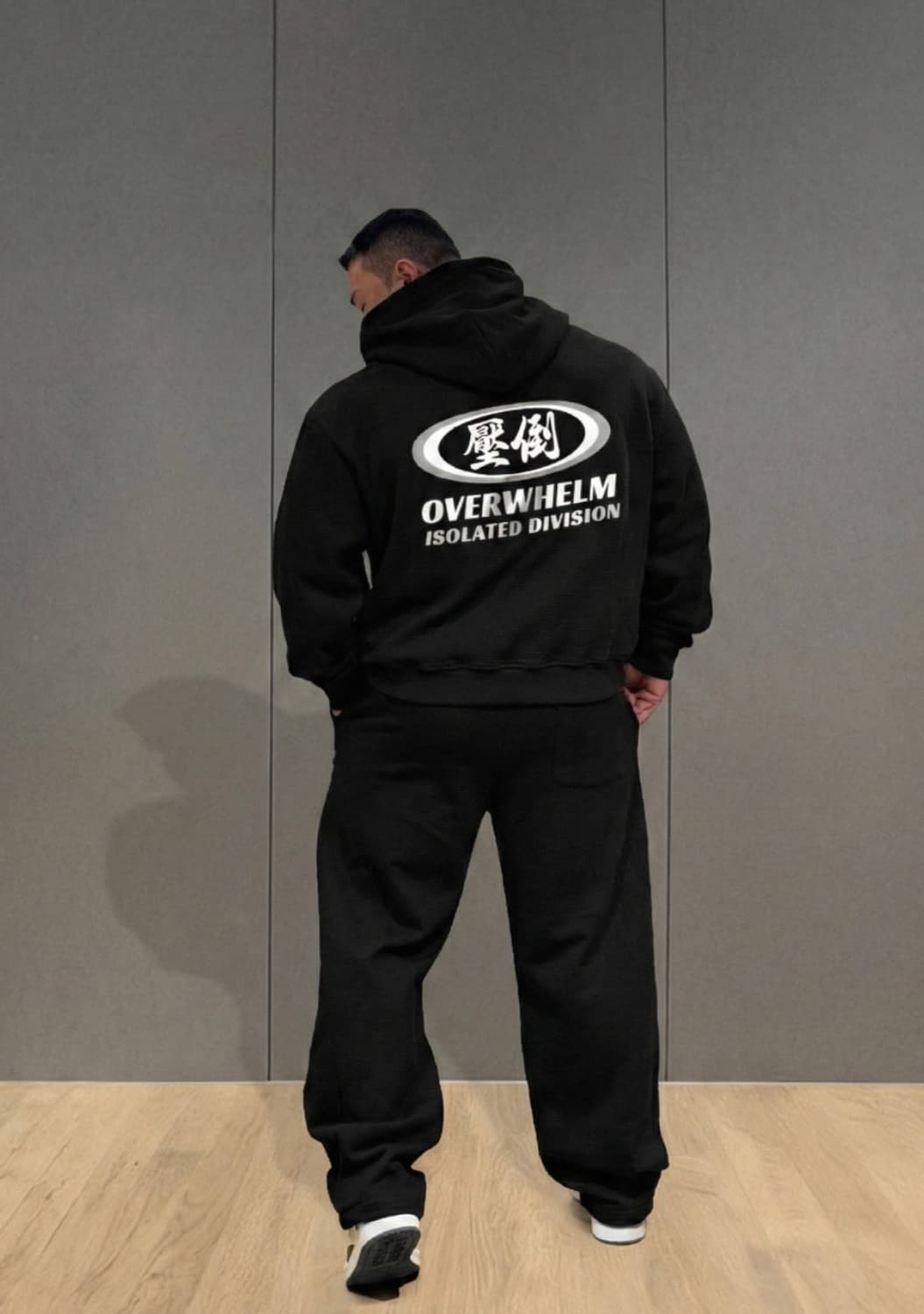 압도 트레이닝 셋업 m 상품이미지1