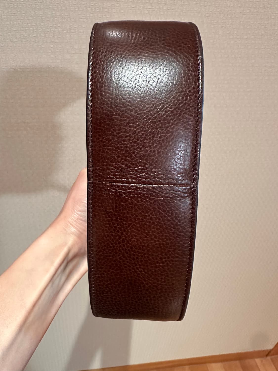 더로우 하프문백 브라운 상품이미지4