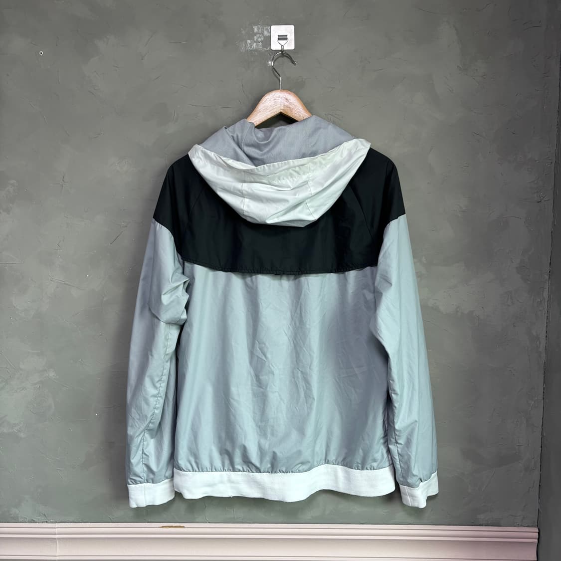 나이키 윈드러너 바람막이 흰검 그레이  상품이미지5