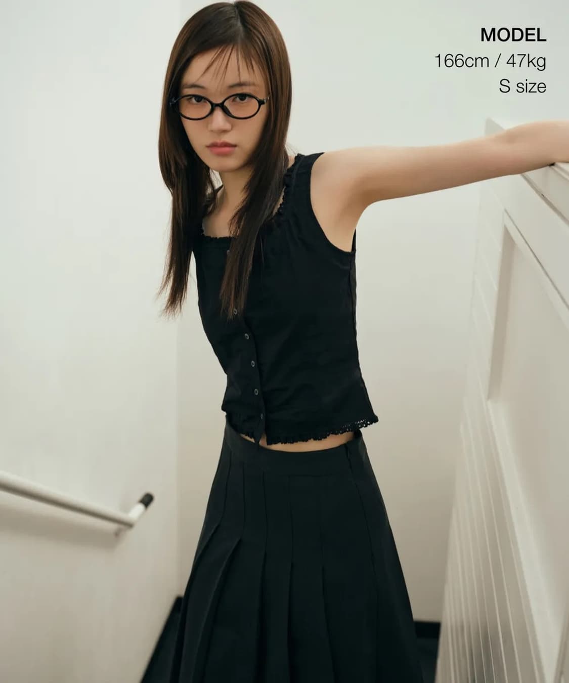 무신사스탠다드 우먼 플리츠 미디 스커트 상품이미지2