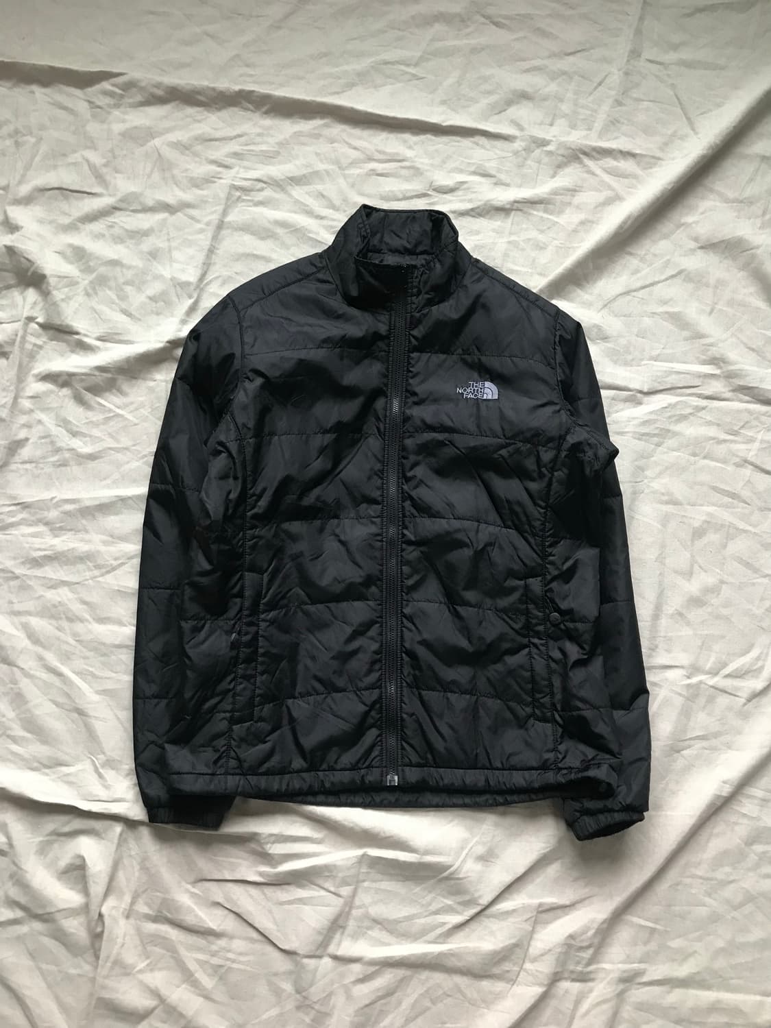 노스페이스 로고 윈드 경량 블랙 패딩 상품이미지4