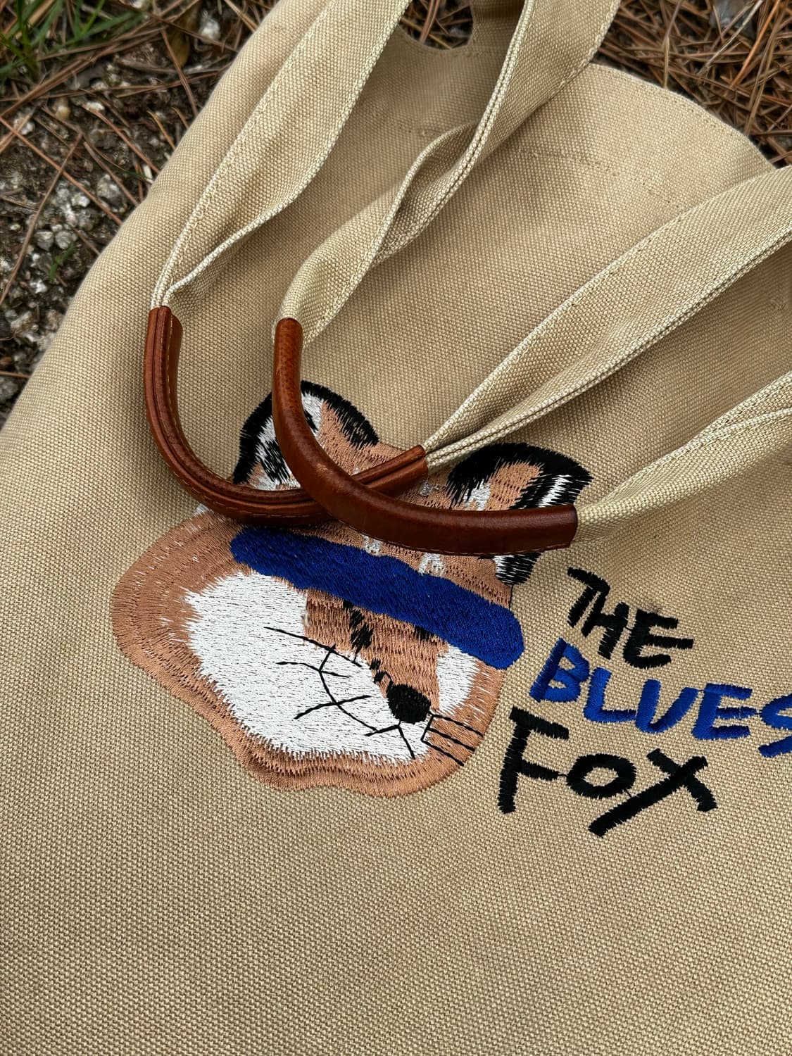 아더에러 메종키츠네 토트백 베이지 상품이미지5