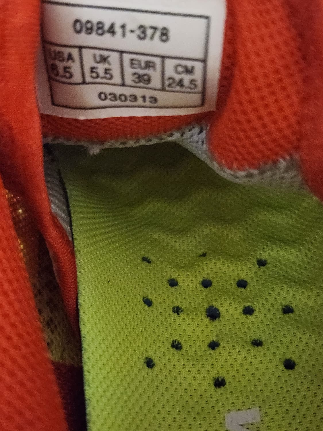 비트로  랠리  베드민턴화 사이즈245

미세 사용감(발등 접히는 부분  상품이미지10