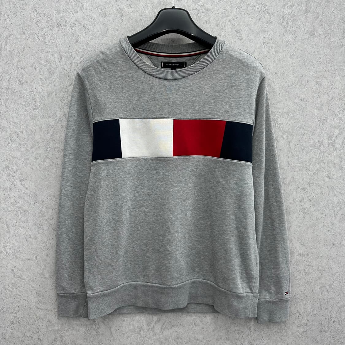 100 타미힐피거 남자 맨투맨 상품이미지1