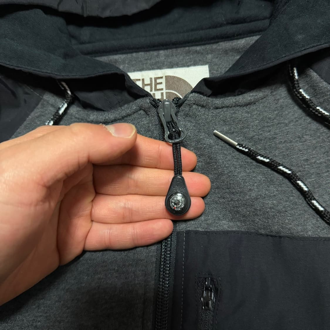 노스페이스 화이트라벨 나일론 후드집업 상품이미지3