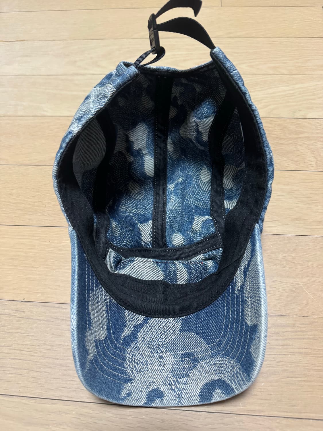 [FREE]슈프림 플레임 자카드 데님 캠프캡 판매합니다. 상품이미지4