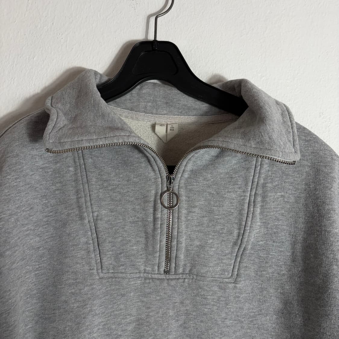아르켓 하프집업 그레이 맨투맨(XS) 상품이미지3