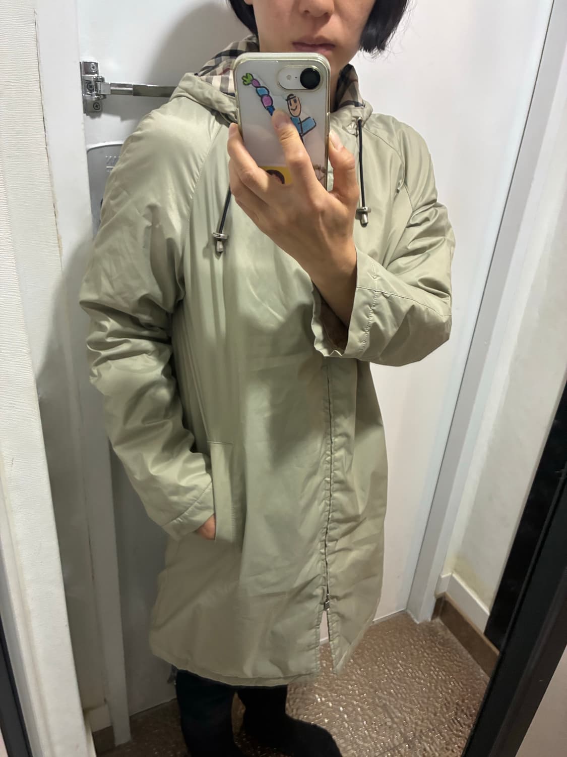 버버리 가벼운 아우터 상품이미지1