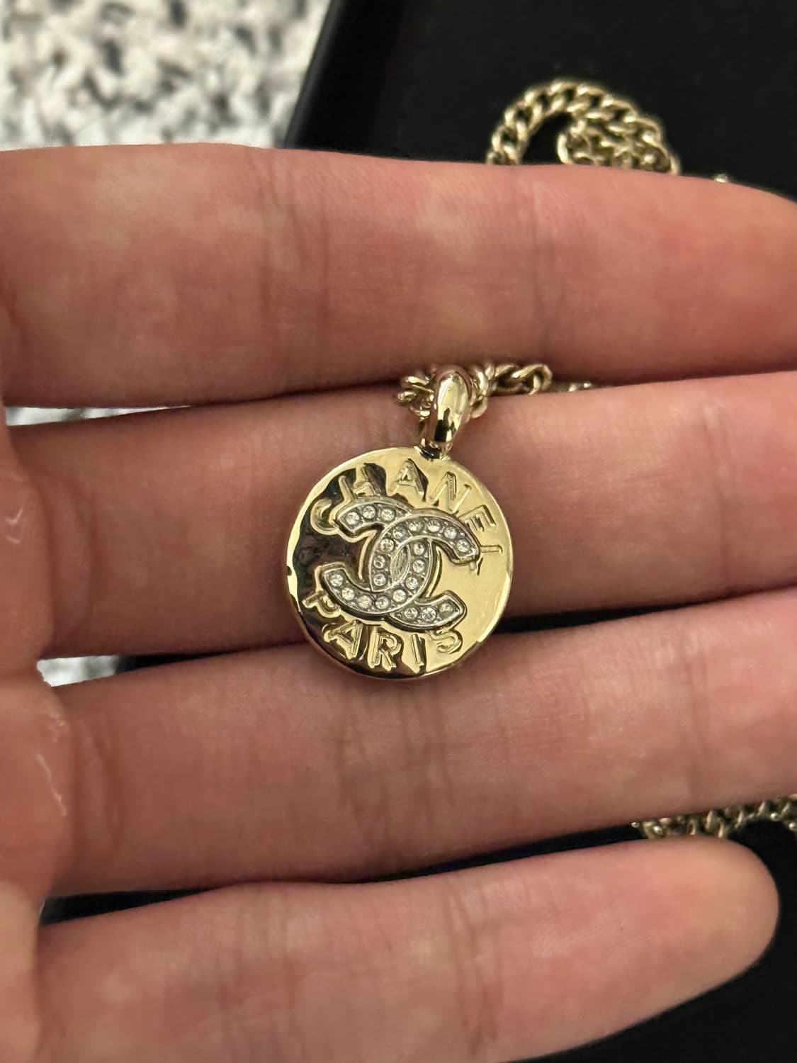 샤넬 코인 펜던트 목걸이 신형 정품 상태좋음 상품이미지4