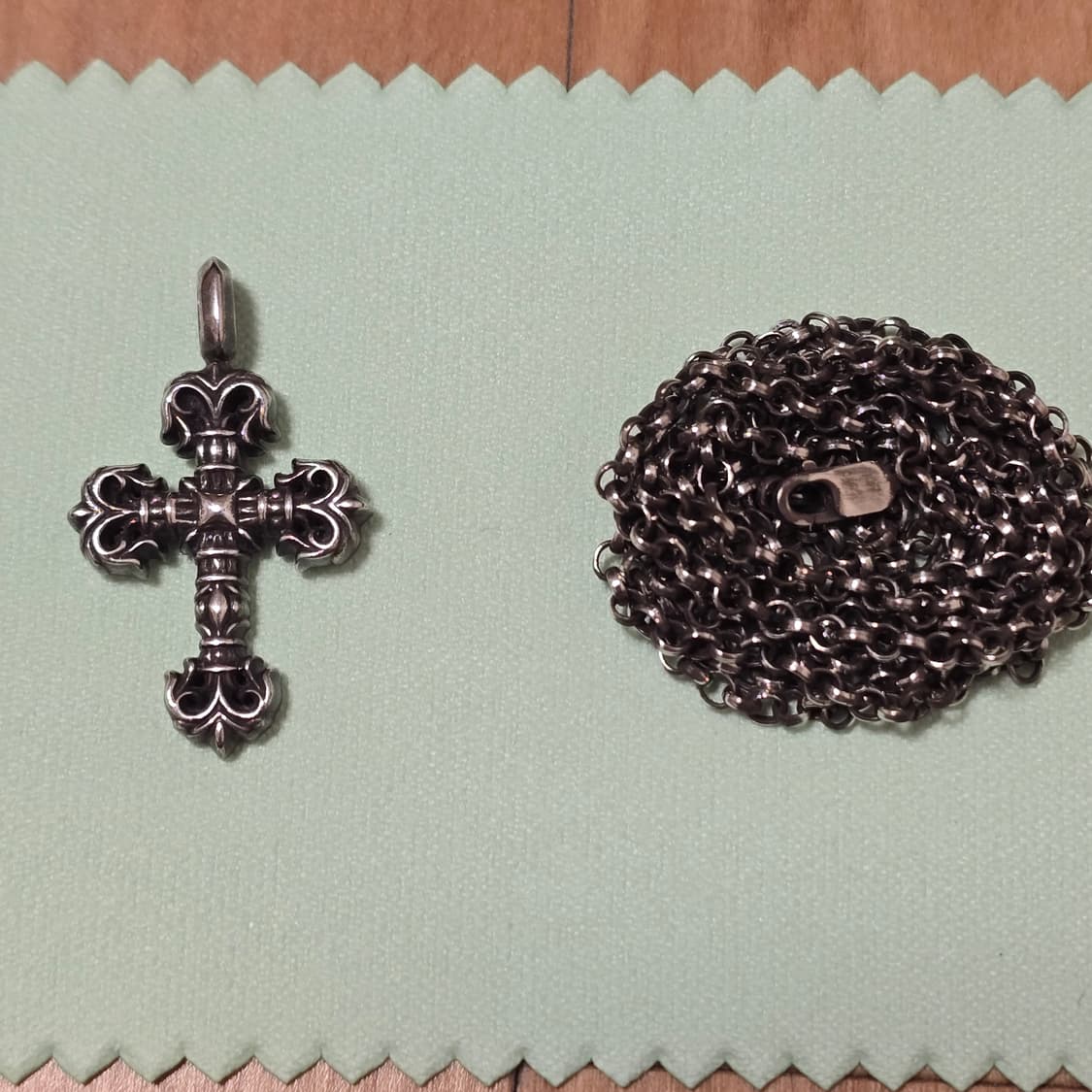 크롬하츠 필리그리 참 상품이미지1