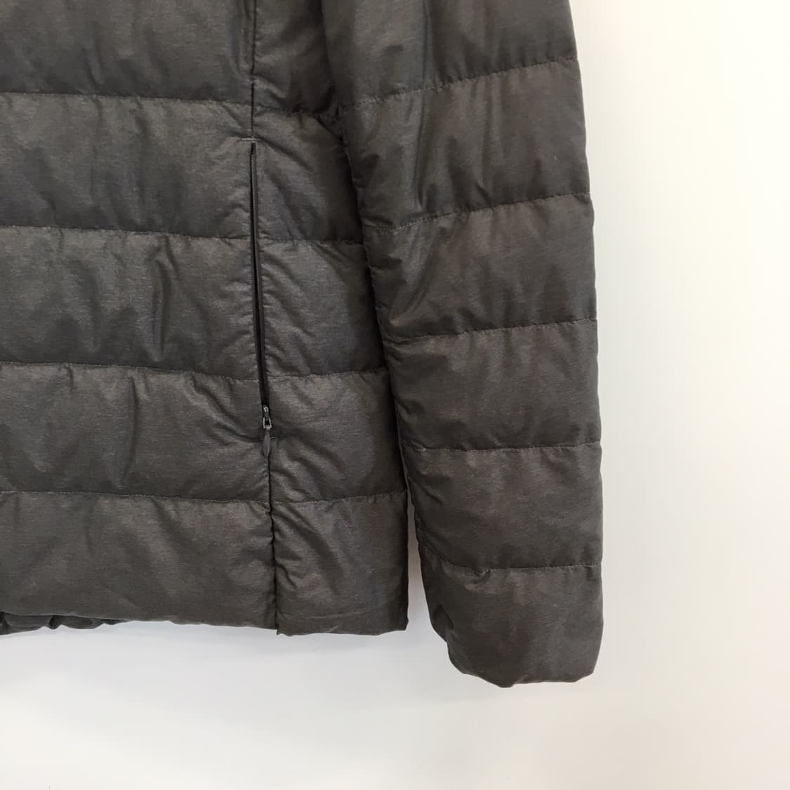 유니클로 울트라라이트다운 경량패딩 L  상품이미지3