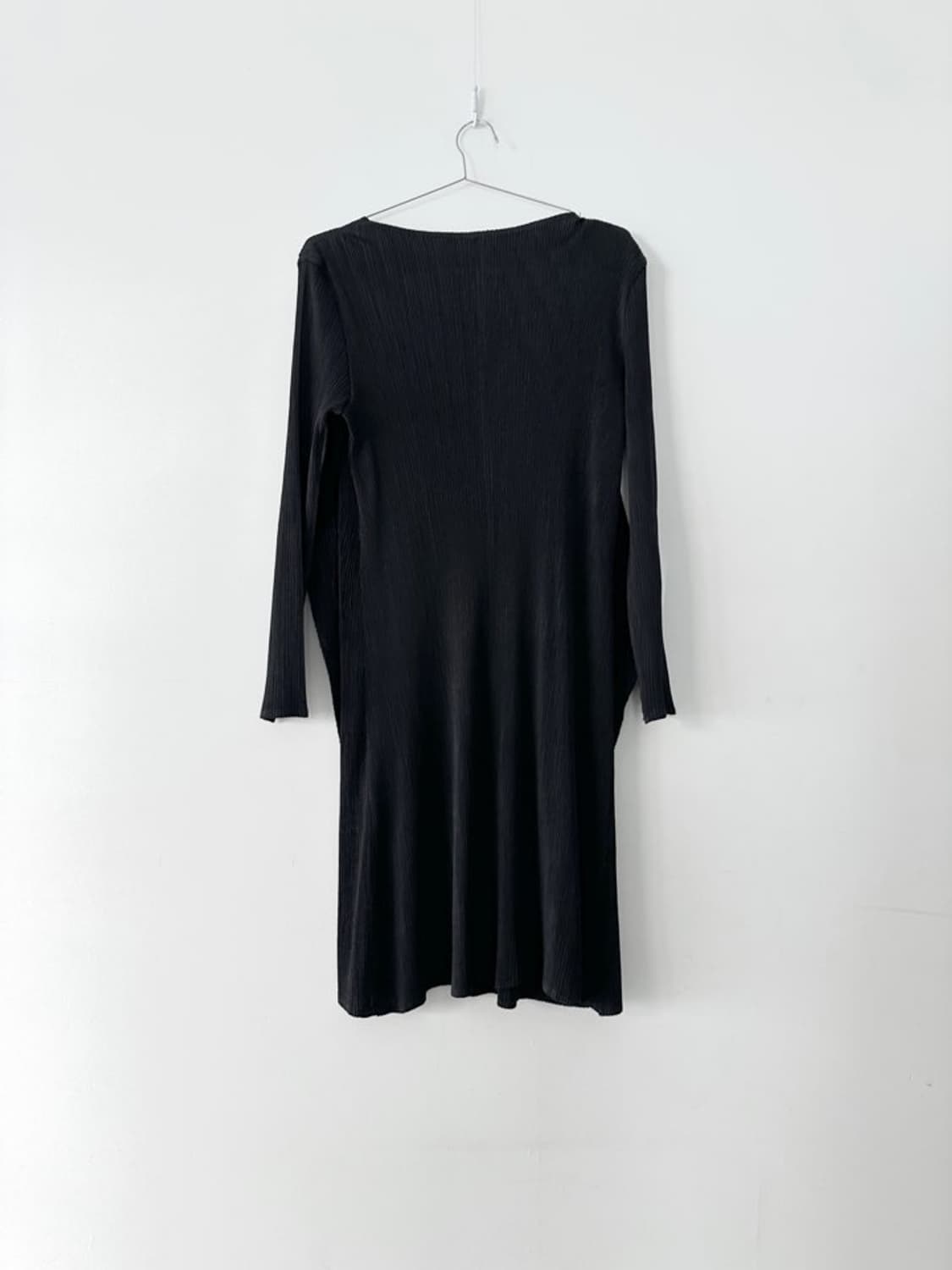 3D wave pleats ops / black 상품이미지3