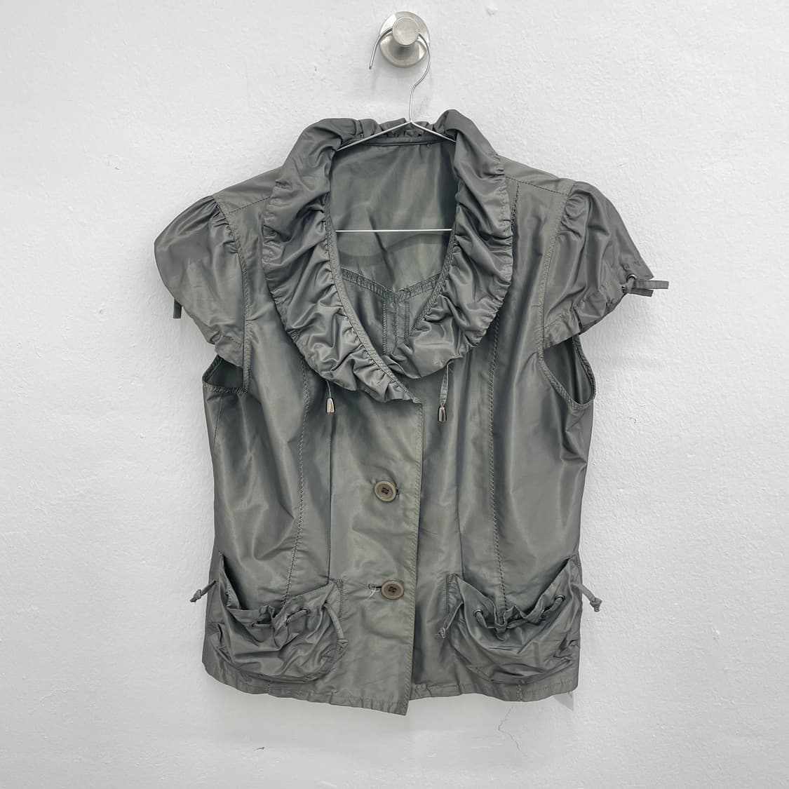 Khaki glossy short sleeve jacket 상품이미지1